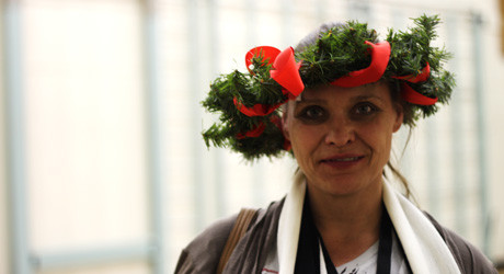 Lady wearing wreath around head